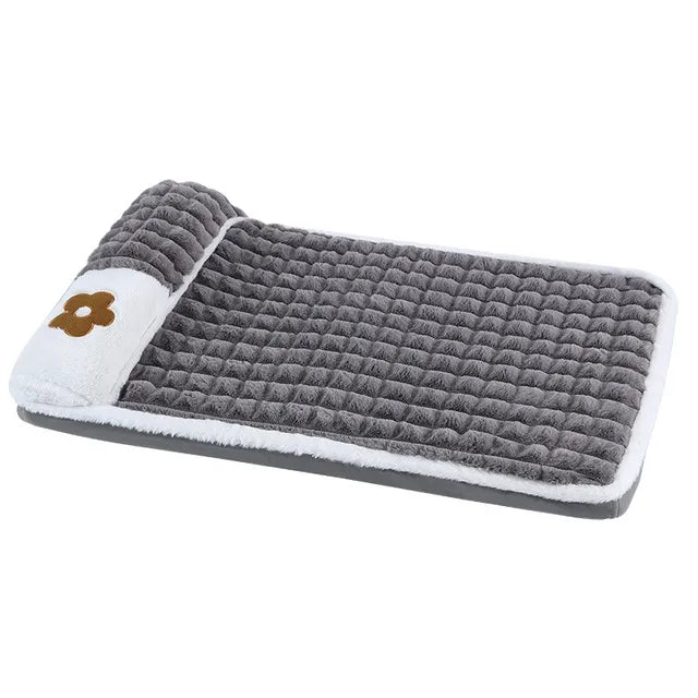 TailYard Winter Warm Pet Bed - TailYard